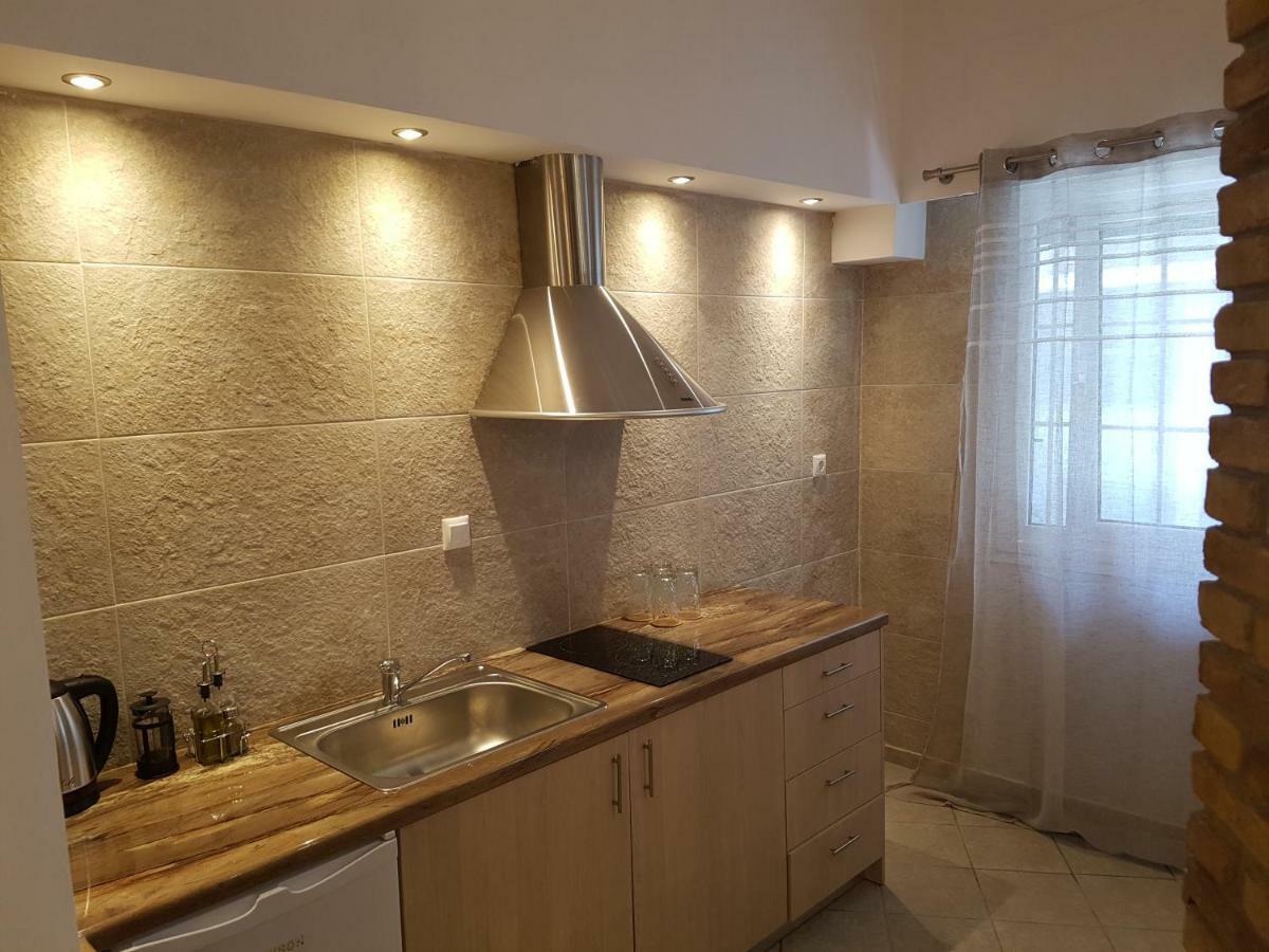 Ferienwohnung JOHN BEAUTY 50m2, METRO&ACROPOLIS 5' Athen Exterior foto